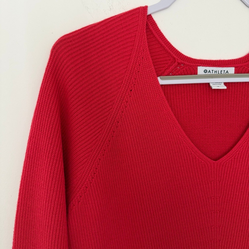 Athleta Red V Neck Ribbed Knit Long Sleeve Sweater Women's Size M - Picture 2 of 8